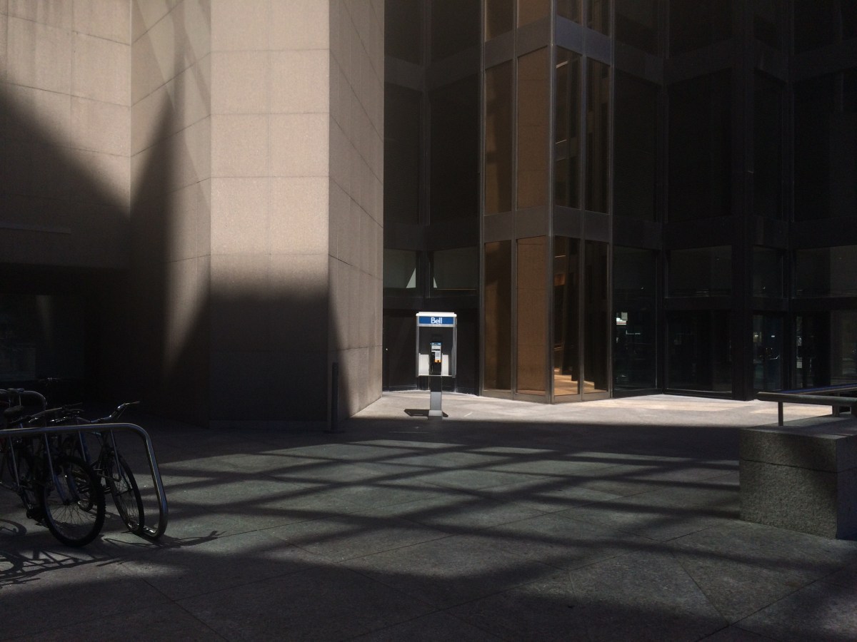 Rediscovering Canada Through Its Pay&nbsp;Phones: