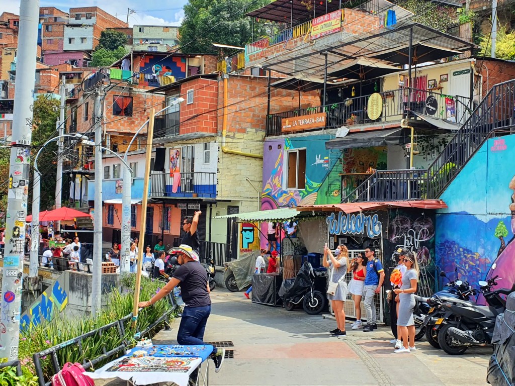 Comuna 13 medellin colombia